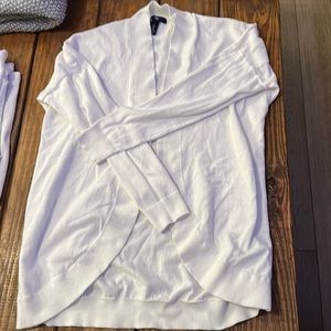 Gap white cardigan size small